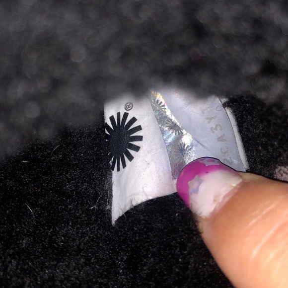 UGG Disco Slides/slippers - Picture 4 of 8